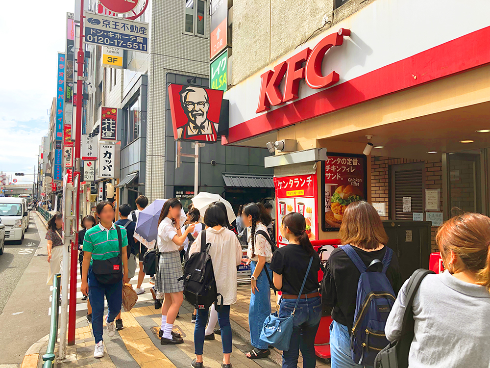 2019年6月28日新大久保で大人気のタピオカドリンク専門店『茶加匠』の吉祥寺店いよいよオープン！初日の大行列2/3