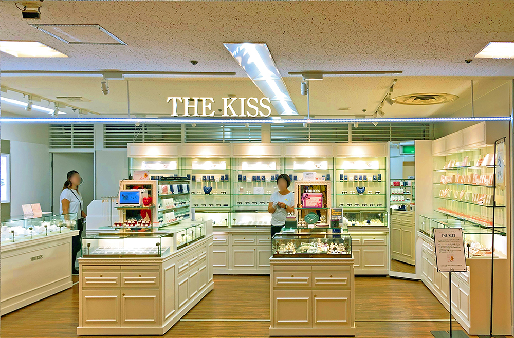 吉祥寺LOFT２階『THE KISS』がリニューアルオープン！限定プレゼントも！店舗正面