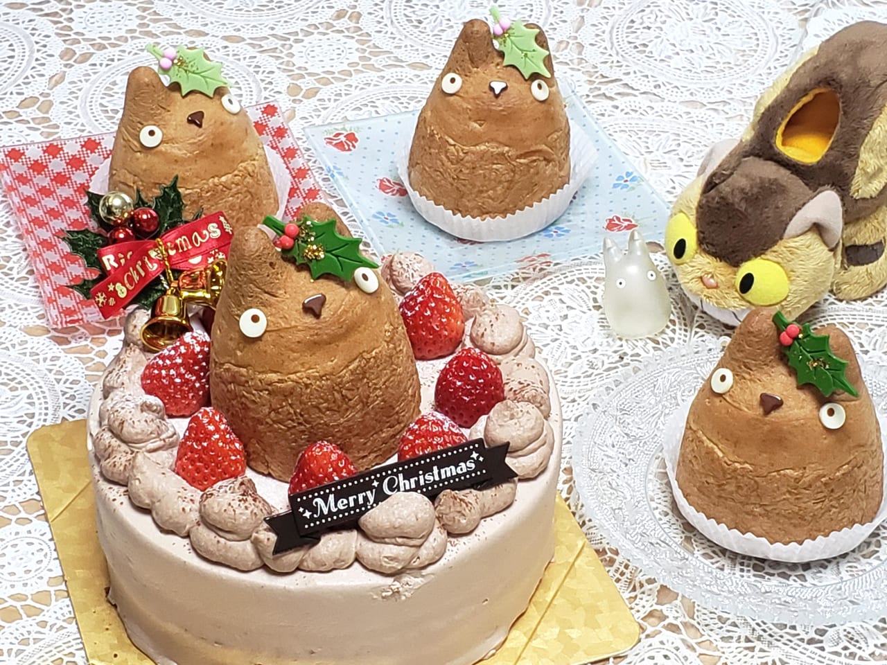 武蔵野市 可愛いトトロが乗ってるケーキで会話も弾む 白髭のシュークリーム工房 のクリスマスケーキレポ 号外net 武蔵野市 小金井市