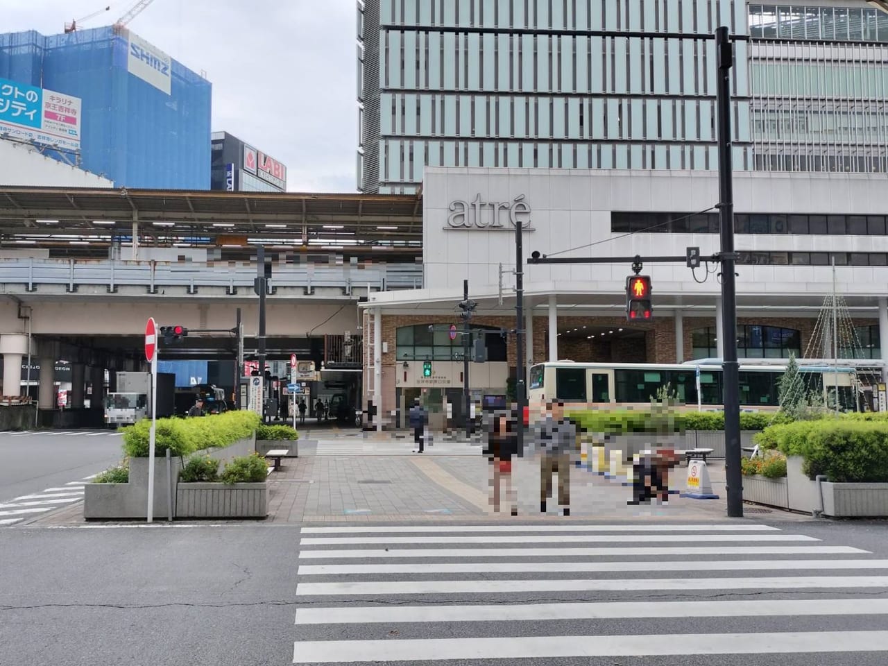 吉祥寺駅とロータリー