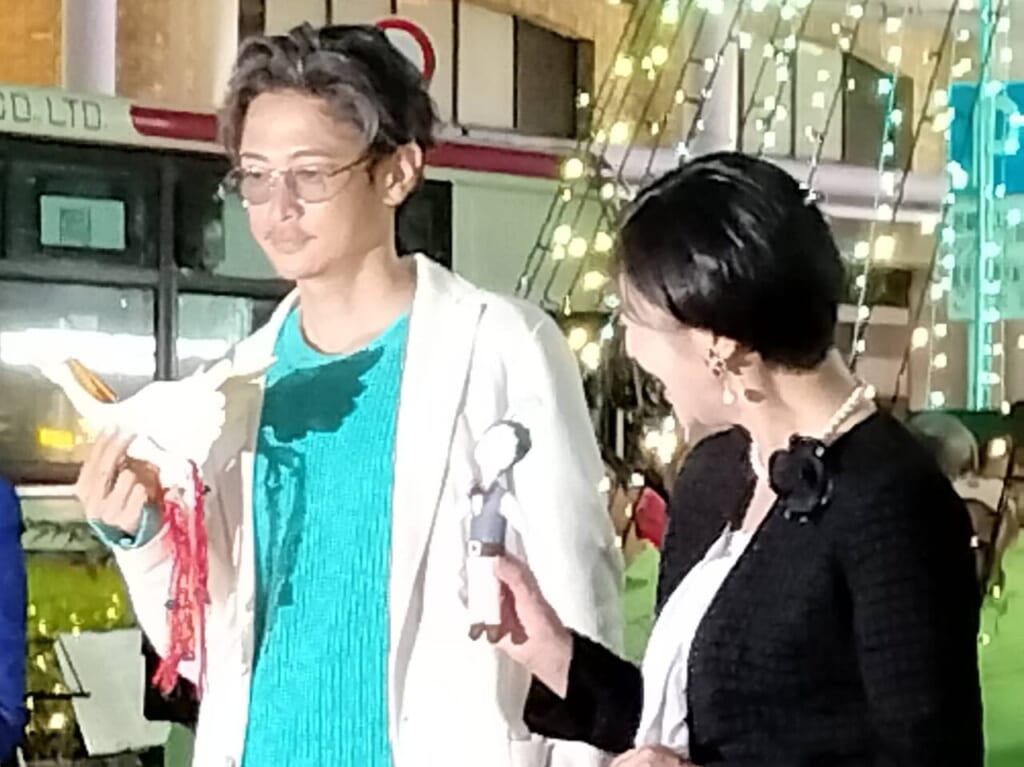 吉祥寺イルミネーション点灯式のサプライズゲストは窪塚洋介さん