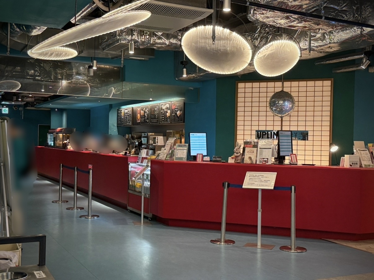 アップリンク吉祥寺のドリンクカウンターです
