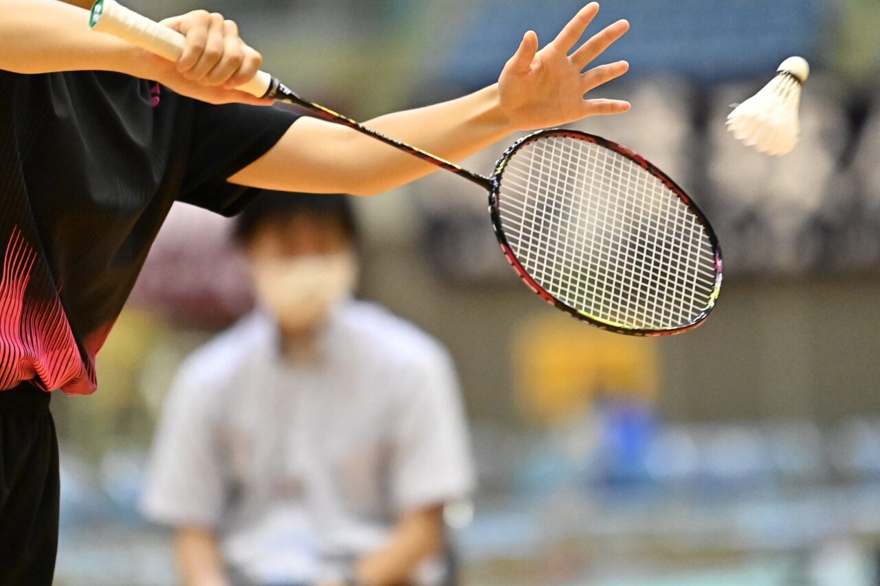 武蔵野総合体育館で遊べるバトミントンのイメージです