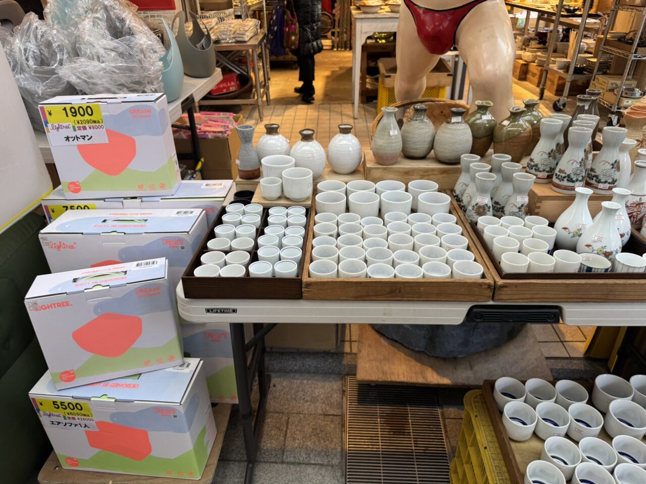 おちょこも豊富でした。