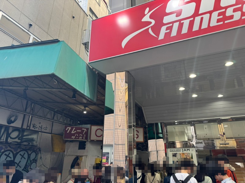 クレープ店サーカス